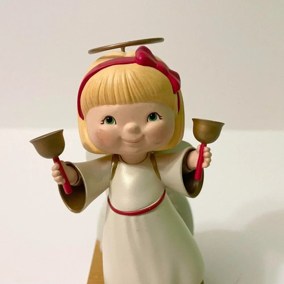 Hallmark Wireless Childrens Angel Choir Hope Christmas Pageant - Picture 3 of 17